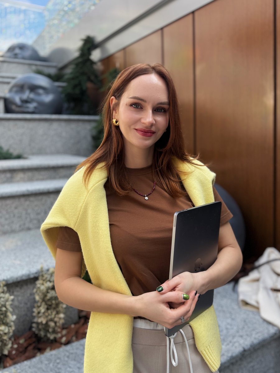 Надежда Угленко, специалист по продвижению в ответах нейросетей
